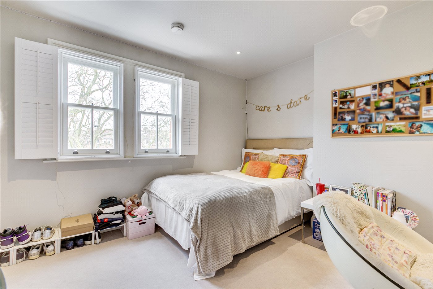 New Kings Road, Fulham/Parsons Green, London, SW6